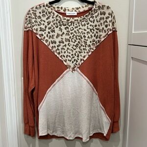 Women’s blouse. Size medium. Fits like a large.